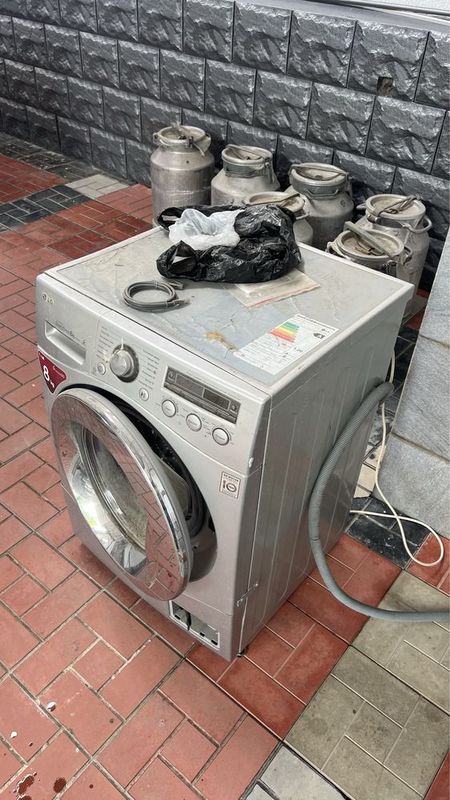 LG 8 KG avtomat ishlaydi LG 8 KG avtomat ishlaydi