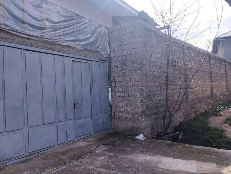 Продаётся участка! Зангиатинский район, Райцентр, Эркин Продаётся участка! Зангиатинский район, Райцентр, Эркин