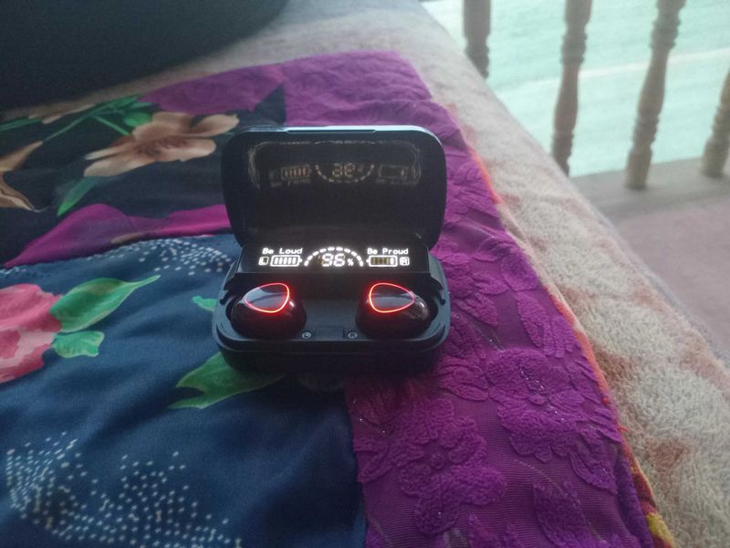 TWS gaming earbuds Batarekasi:1-kunga yetadi TWS gaming earbuds Batarekasi:1-kunga yetadi