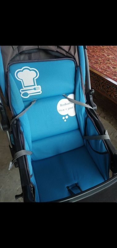 Продается коляска в хорошем состояние Продается коляска в хорошем состояние