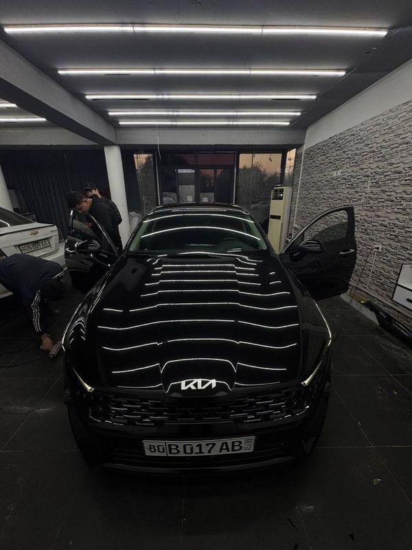 Kia K5 alo holatda Kia K5 alo holatda