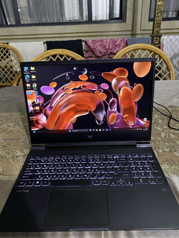 Hp Victus sotiladi Hp Victus sotiladi