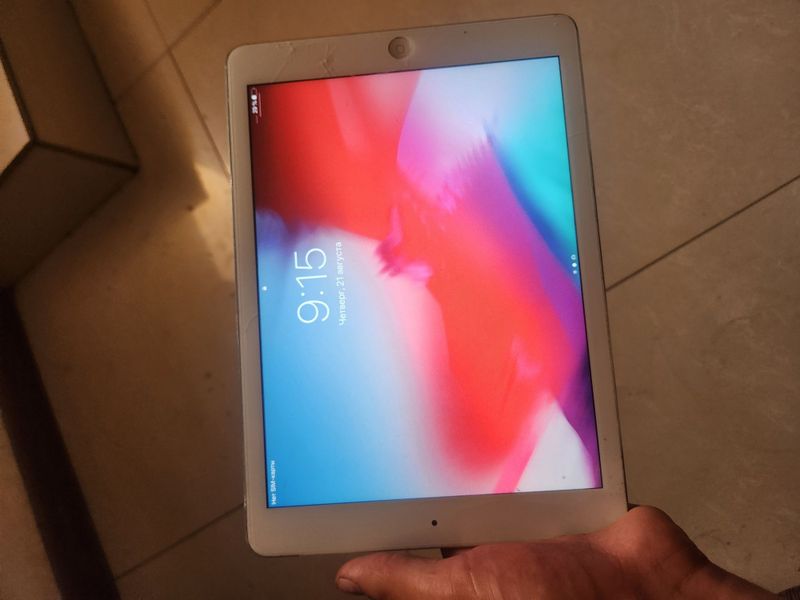 Ipad sotiladi 1mln Ipad sotiladi 1mln