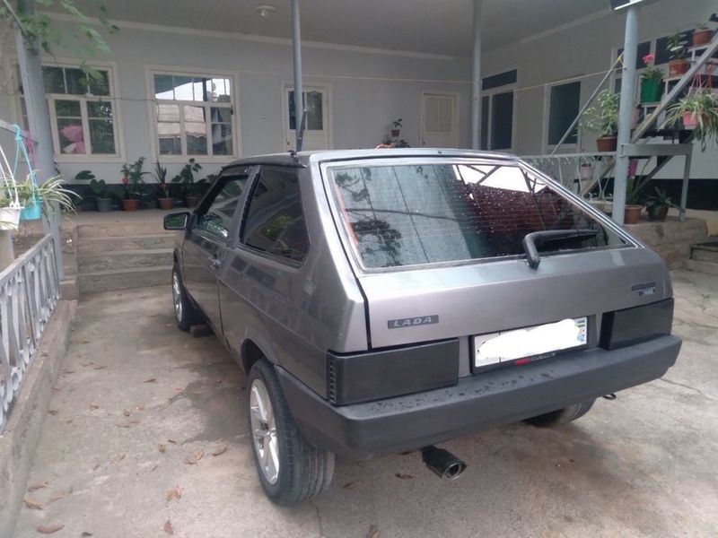 Vaz 21083 sotiladi Vaz 21083 sotiladi