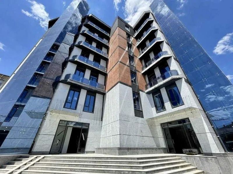 Сдается офис в аренду – 185 кв.м в БЦ "Хамкор", м. Ташкент