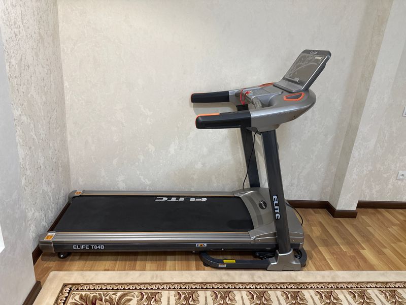 Спортивная Беговая дорожка Спортивная Беговая дорожка