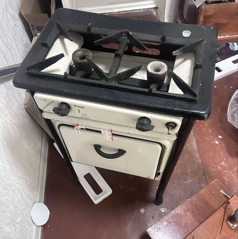Gaz plita sotiladi. Tezkor Gaz plita sotiladi. Tezkor