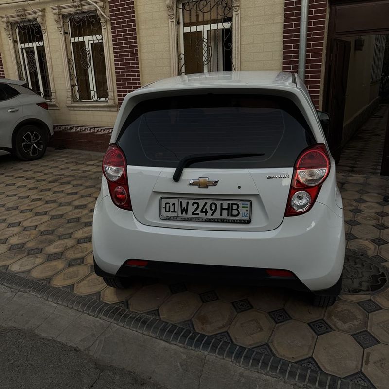 Spark 1,25 avtomat koreyskiy yaxshisi qoyilgan Spark 1,25 avtomat koreyskiy yaxshisi qoyilgan