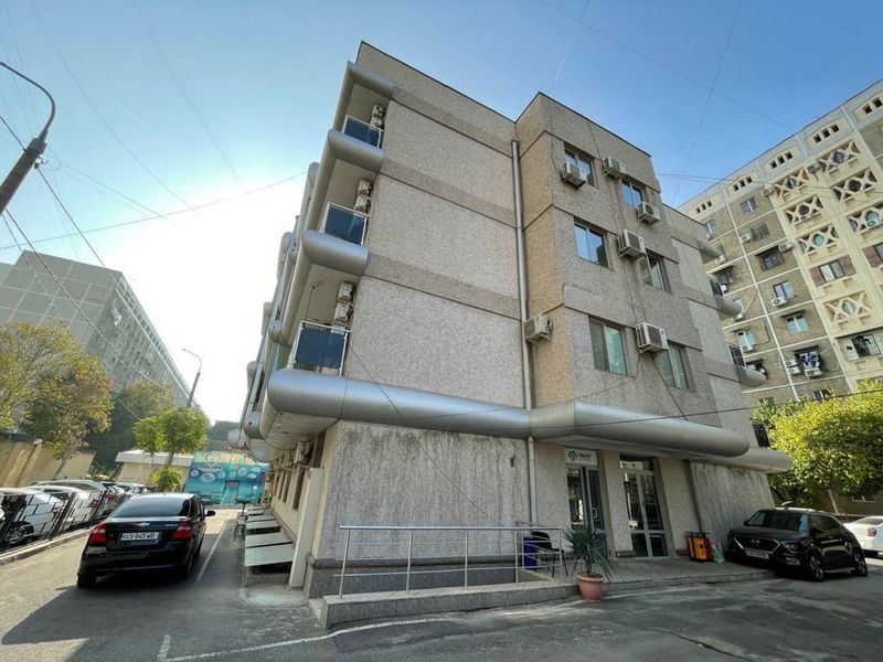 Ул.Нукусская отдельно стоящее здание 5.7соток 2500кв.м с арендатором Ул.Нукусская отдельно стоящее здание 5.7соток 2500кв.м с арендатором
