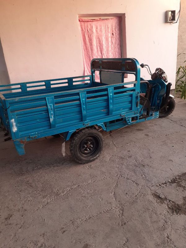 Elektro moto sotiladi Elektro moto sotiladi