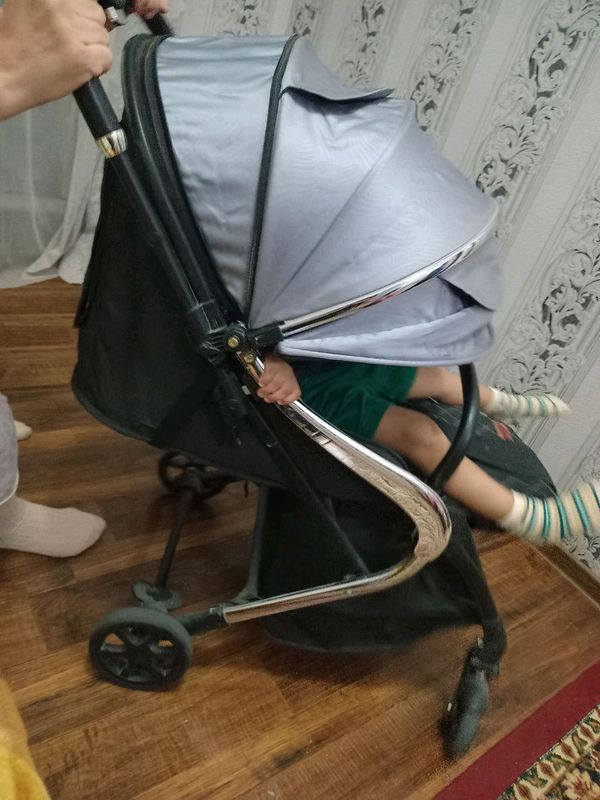 продам коляску. сотилади продам коляску. сотилади