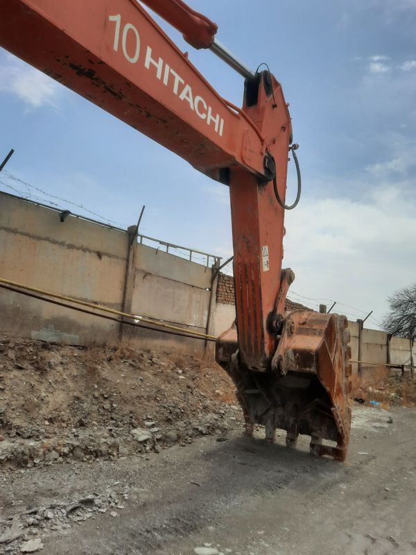 Эксковатор Хитачи zx 470 ковш 3м3 2015 йил