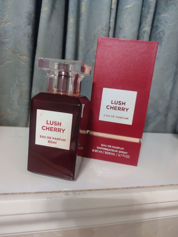 Lush cherry atir 15000 bolishi Lush cherry atir 15000 bolishi