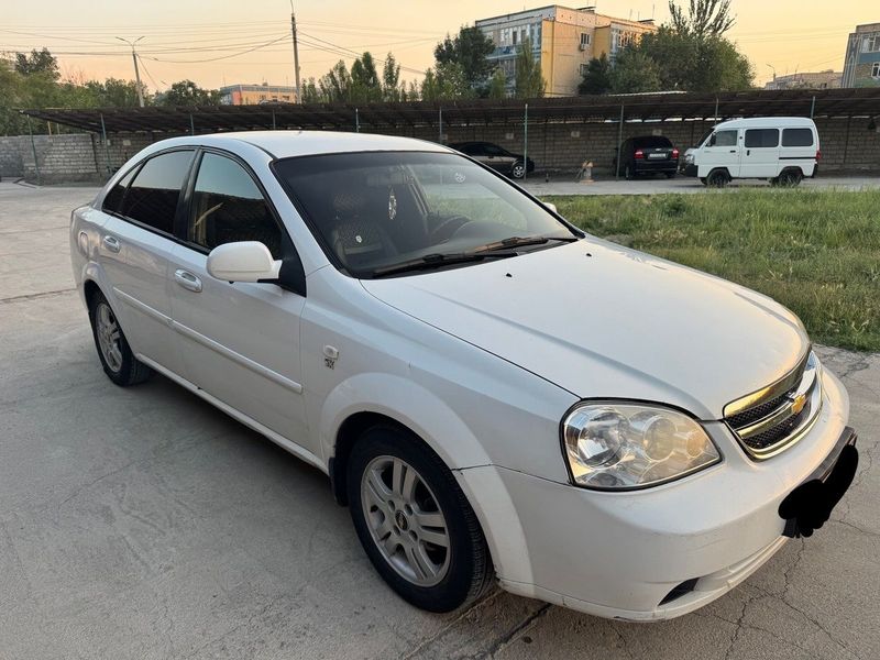 Lacetti 1.8 2011yil Lacetti 1.8 2011yil