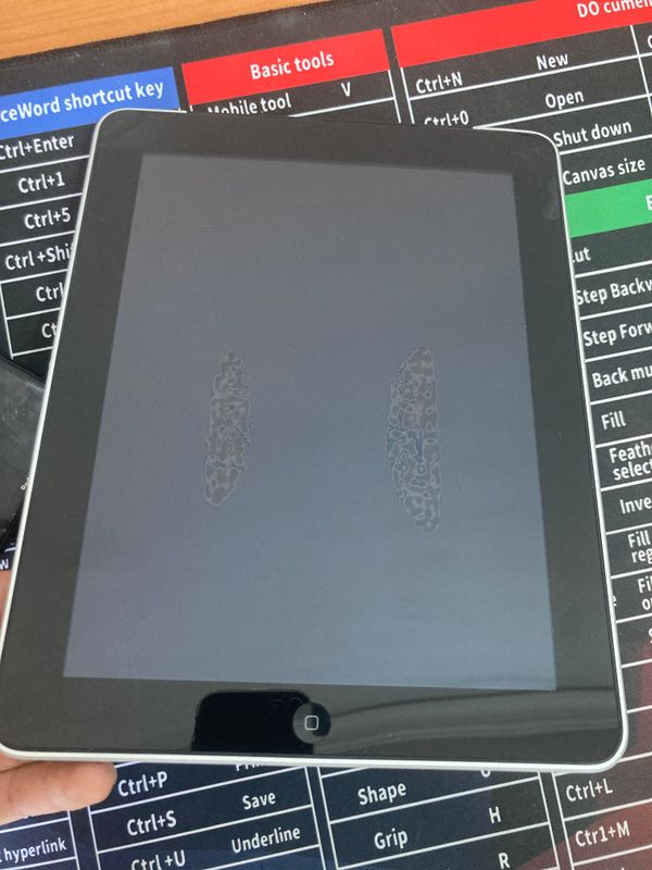 iPad Wi-Fi+3G iPad Wi-Fi+3G