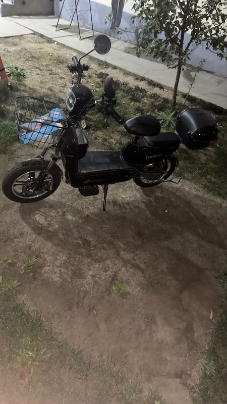 Skutir sotiladi