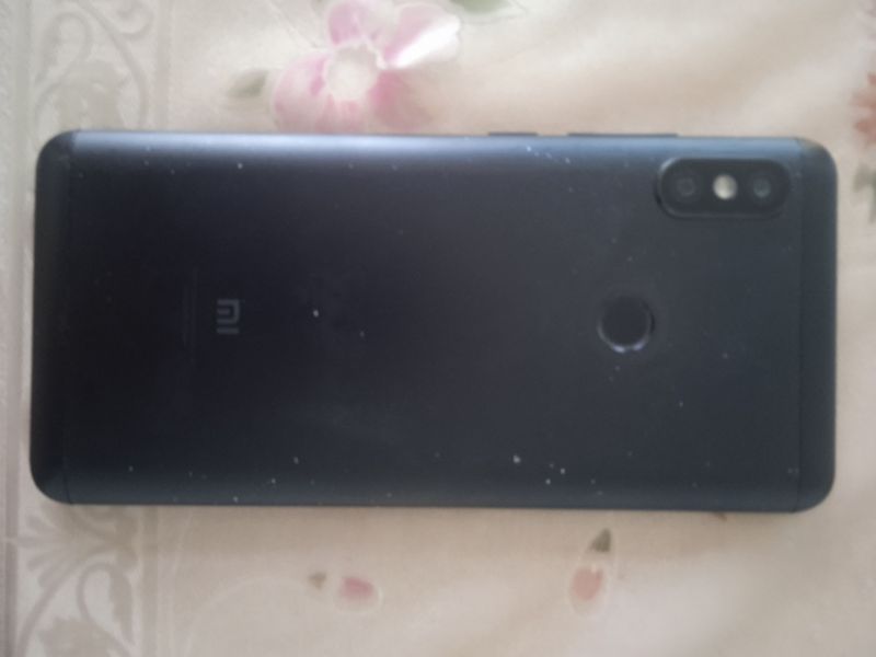 redmi note 5 pro holati zõr 4/64 redmi note 5 pro holati zõr 4/64