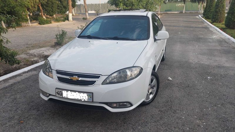 Gentra 3- позиция автомат (LASETTI 2 CDX, GBASPG) сотилади.