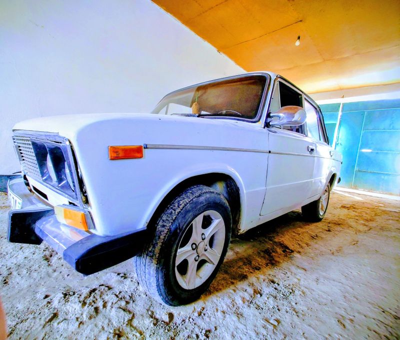 Lada 2106 prapan sotiladi