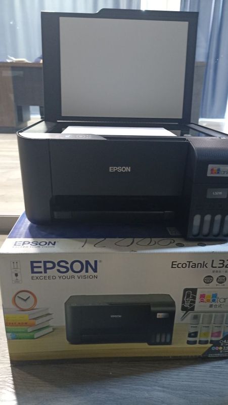 Почти новый Epson L3218 ! Rangli epson L3218 .