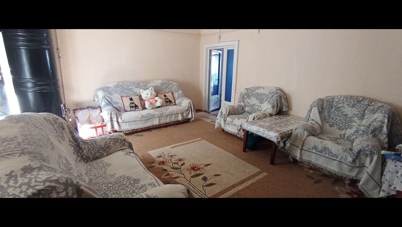 Продается диван и кресло Продается диван и кресло