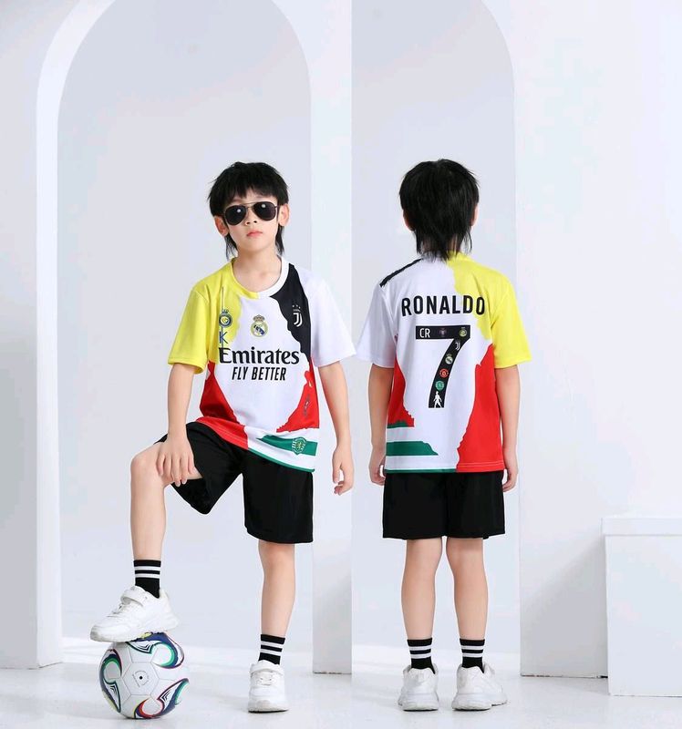 Krishtianu Ronalduning barcha klublarining formasi Krishtianu Ronalduning barcha klublarining formasi