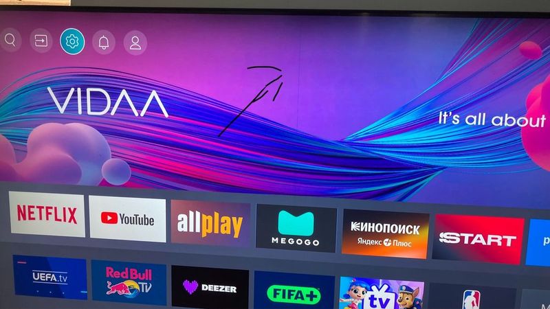 TOSHIBA smart tv sotiladi 50 diaganal TOSHIBA smart tv sotiladi 50 diaganal