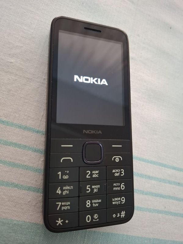 Original telefon Nokia 215 4G DS [ TA- 1613 ] Black