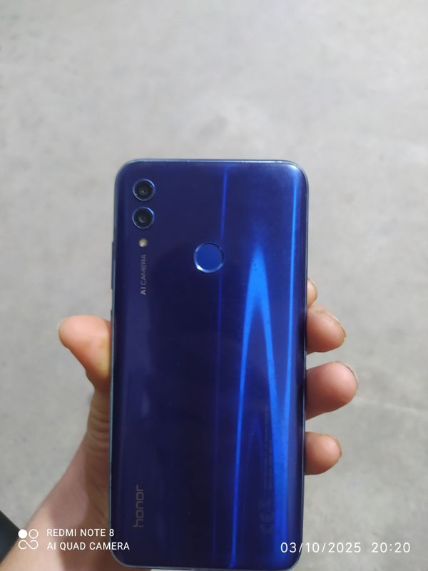 telefon sotladi arzon narxda