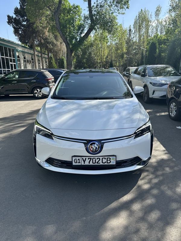 Buick Velite 6 sotiladi srochni Buick Velite 6 sotiladi srochni