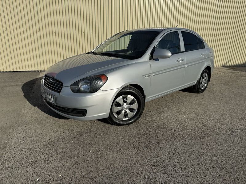 Продам Hyundai Accent механика 2006