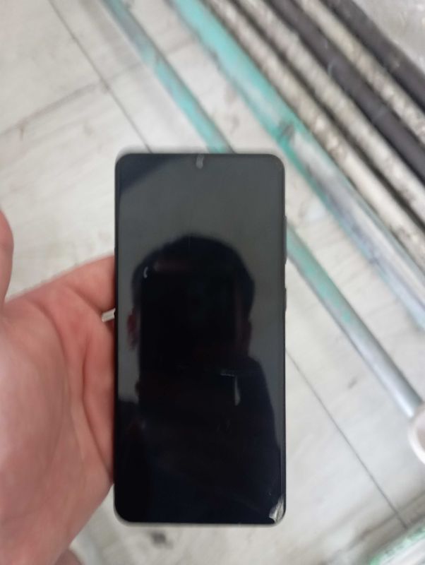 Samsung a31 eng arzoni Samsung a31 eng arzoni
