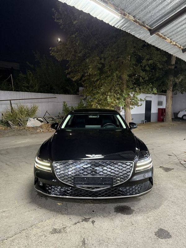 Genesis g80 Electric full Genesis g80 Electric full