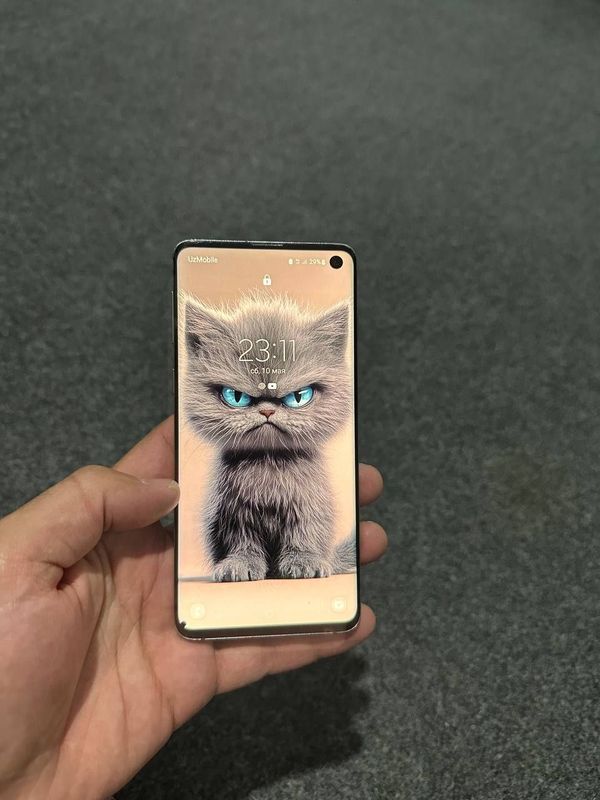 Samsung s10 128 gb yaxshi xolatda Samsung s10 128 gb yaxshi xolatda