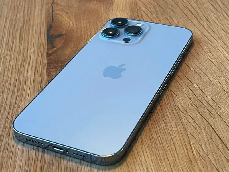 Iphone 13 pro max blue