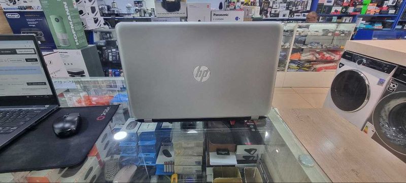 HP pavilion 15 intel i5-4200U 8/512 HD touchscreen HP pavilion 15 intel i5-4200U 8/512 HD touchscreen