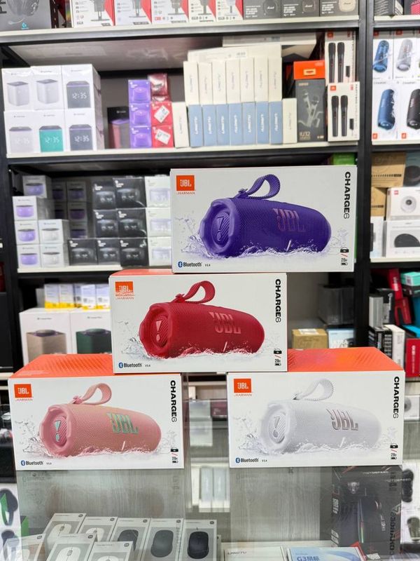 Портативная колонка JBL Charge 6