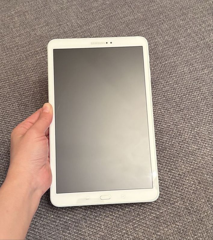 Продам б/у Samsung Galaxy Tab A T585 10,1 дюйма, 32GB