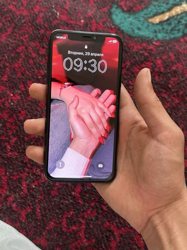 iPhoneX sotiladi. iPhoneX sotiladi.