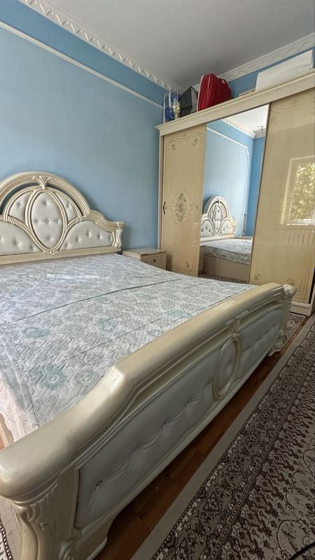 Продается спалный гарнитур Продается спалный гарнитур