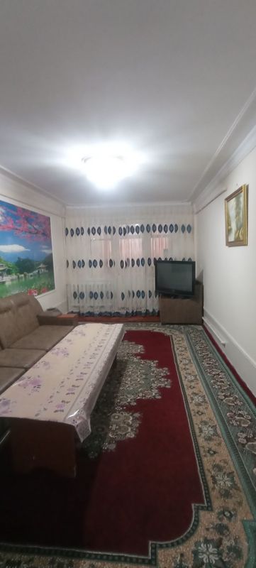 Урганч шахри марказида ижарага уй