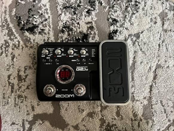 Zoom g2.1u protsessori sotiladi