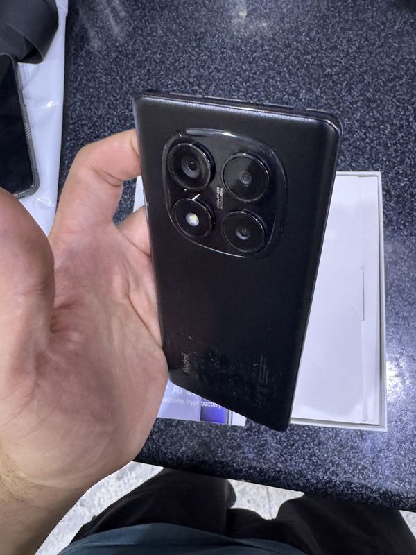 redmi not 14 pro 8.256g holati ideal karopka bor redmi not 14 pro 8.256g holati ideal karopka bor