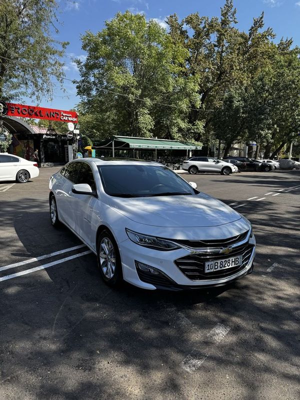 Срочно - Chevrolet Malibu 2 Premier 2021