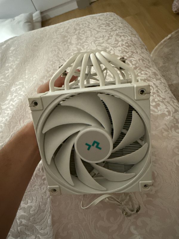 DeepCool AK620 White + 16 GB RAM DeepCool AK620 White + 16 GB RAM