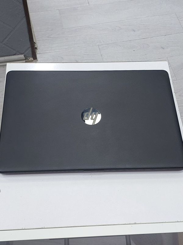 HP Laptop 15-RB0XX HP Laptop 15-RB0XX