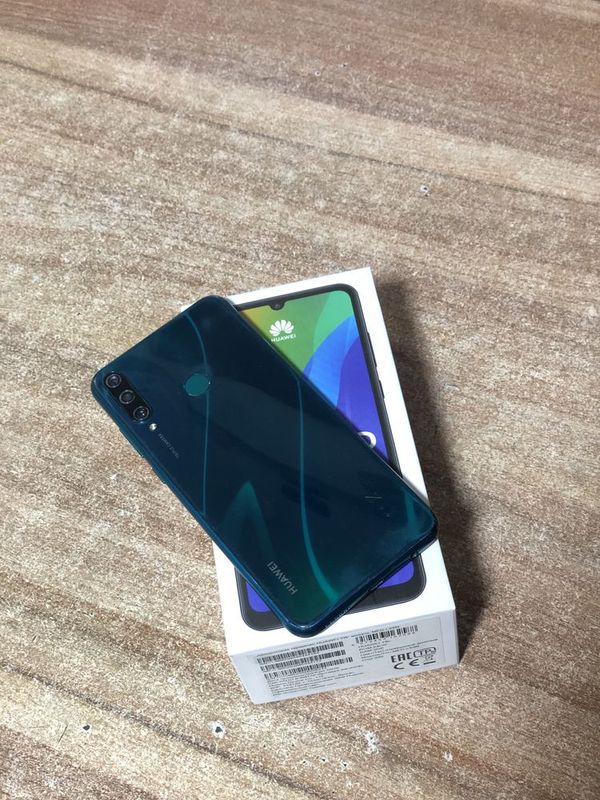 Huawei Y6p срочно сотилади