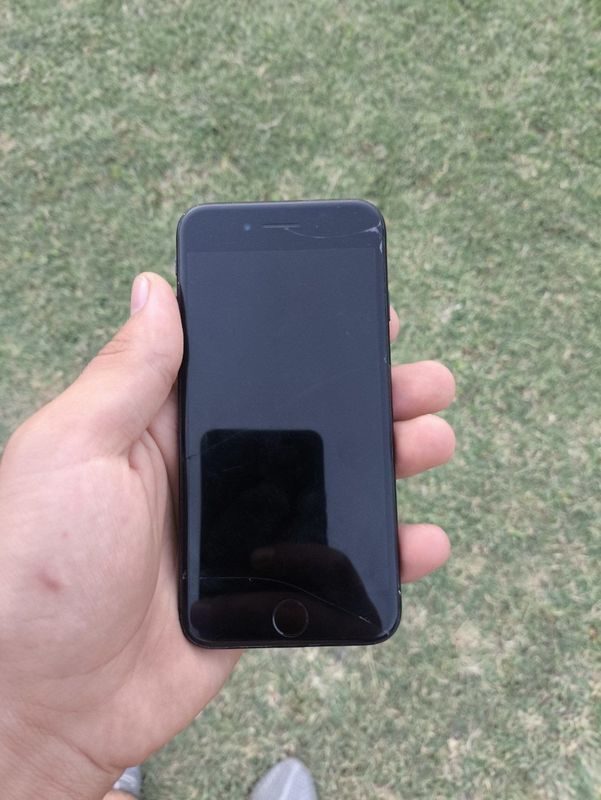 Iphone 7 32 gb 83 yomkost Iphone 7 32 gb 83 yomkost