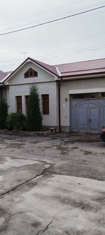 Киров. 4 сўтик. 5 та хона. 2 та санузел. Киров. 4 сўтик. 5 та хона. 2 та санузел.