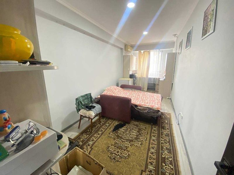 Срочно продам 2-х комн на Ц5, возле метро. Отличная локация. 61м2 Срочно продам 2-х комн на Ц5, возле метро. Отличная локация. 61м2